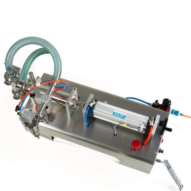 Machine de remplissage à tête unique pneumatique semi-automatique Machine de remplissage à liquide horizontale