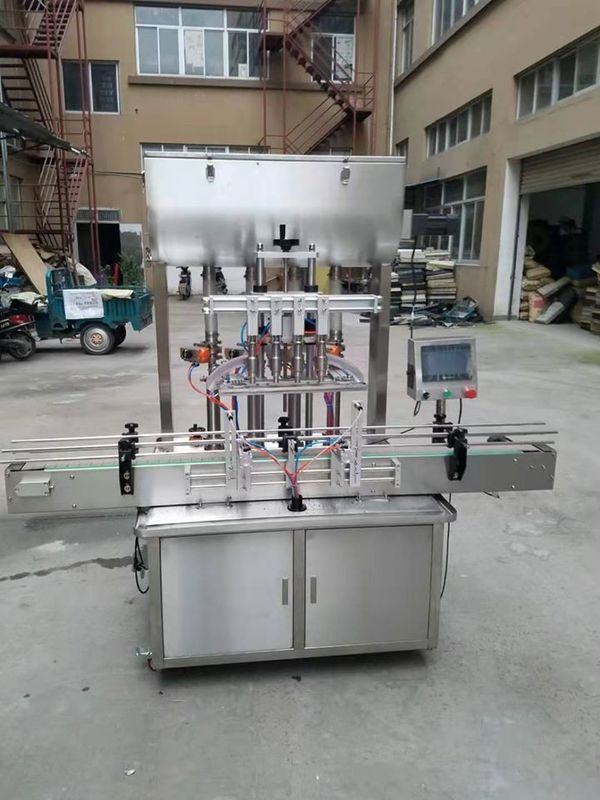 Usine de remplissage automatique à 4 têtes pour la production de vin/boissons/sauces de jus/liquide