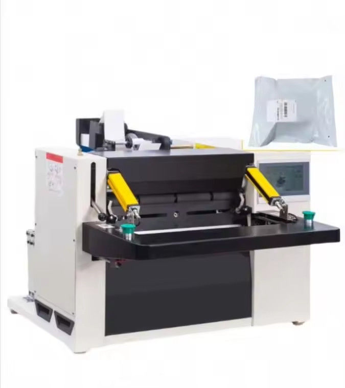 Machine de scellement automatique de poche de messagerie à haute vitesse avec écran tactile et technologie de scellement avancée