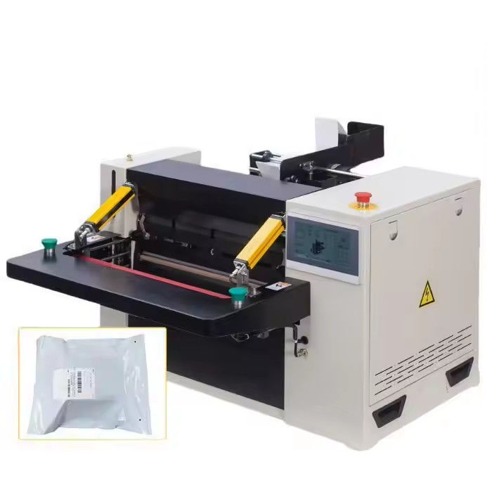 Machine de scellement automatique de poche de messagerie à haute vitesse avec écran tactile et technologie de scellement avancée