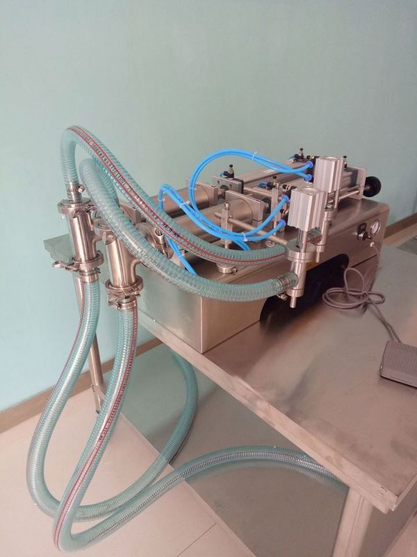 Remplisseuse pneumatique à double buses pour liquides, pour le remplissage de shampooing, d'huile, de produits chimiques G1WY-2Y-500