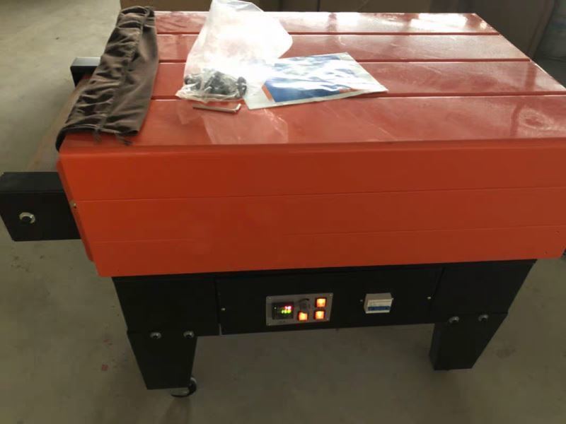 BS4525 Machine d'emballage sous film thermorétractable à jet pour l'emballage d'aliments, de boissons et d'autres produits unitaires