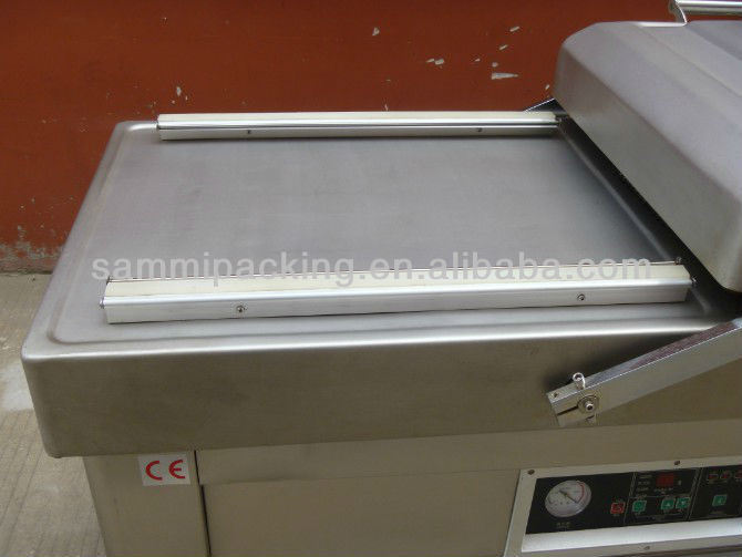 Machine à emballer sous vide à double chambre multifonctionnelle pour le bacon de bœuf poulet tofu arachide fruits de mer