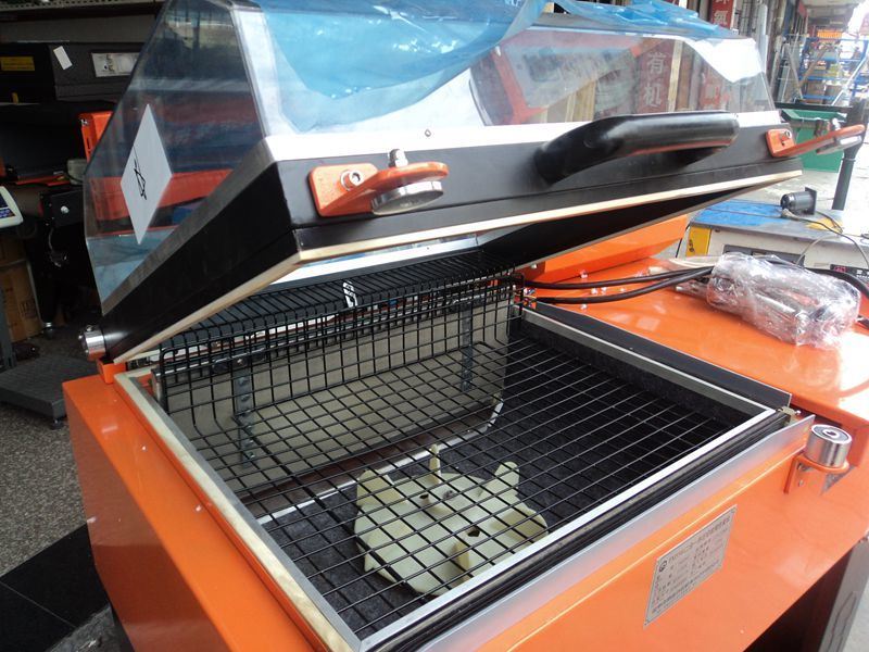 Prix d'usine FM5540 Machine d'emballage à rétrécissement thermique à barres de deux en un électrique à étanchéité intégrée avec matériau de film PE