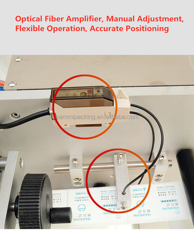 Prix d'usine Machine d'étiquetage haut et bas Bouteille carrée surface plate Dispensateur d'étiquettes adhésives Machine de décapage d'étiquettes