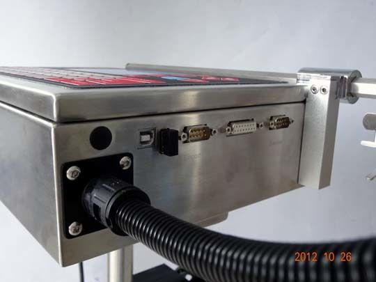 Machine de codage à jet d'encre continu de haute qualité / Imprimante de date de péremption avec imprimante à jet d'encre à résolution