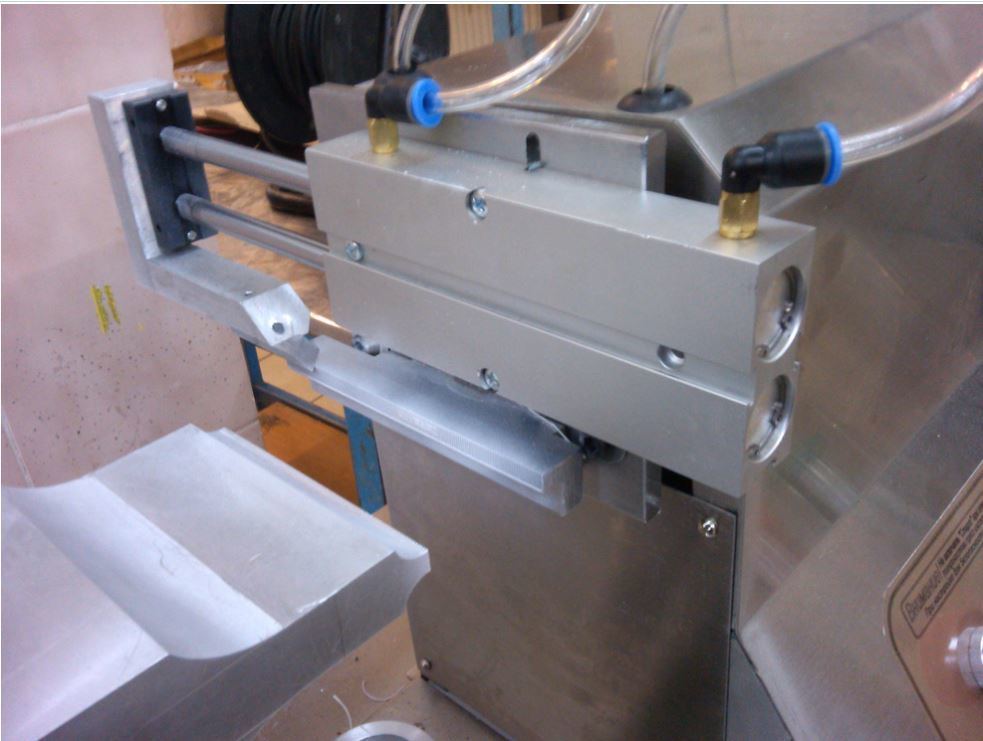 Vente à chaud directe d'usine Machine d'étanchéité de tube stratifiée à ultrasons Sealer de tube Machine d'étanchéité de tube